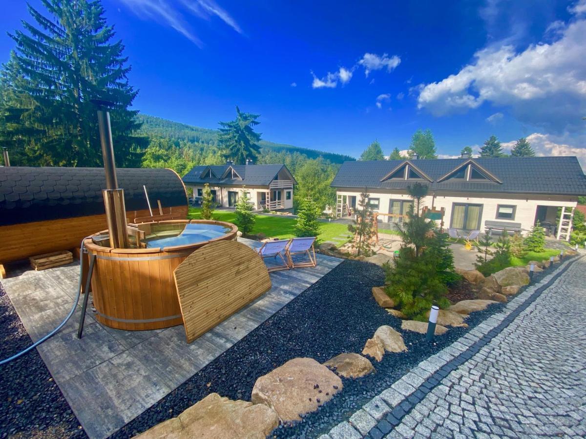 White Holiday Domki I Apartamenty Sklářská Poruba Exteriér fotografie